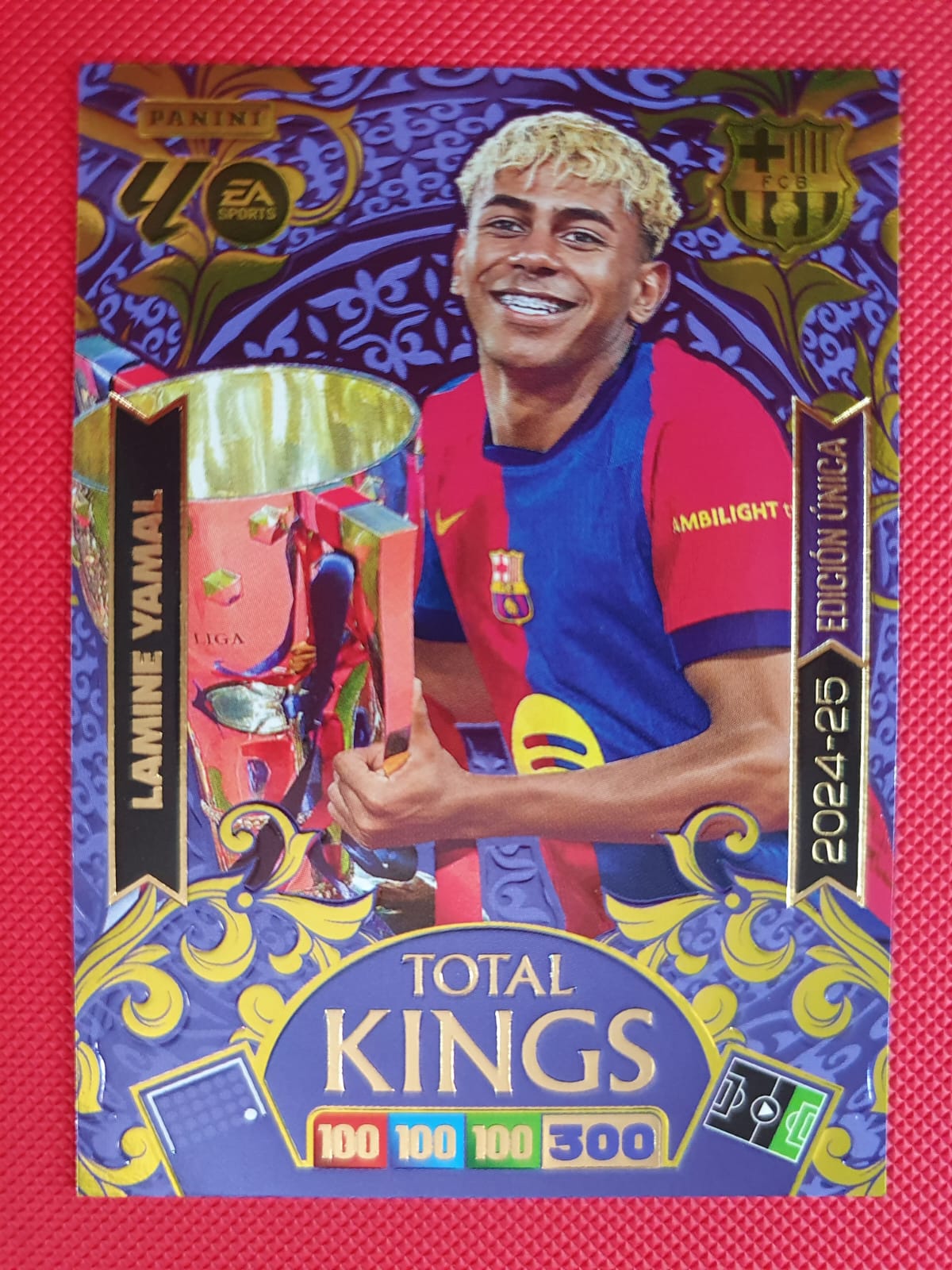 Lamine Yamal Total Kings Edición Única 2024-25 - Frente